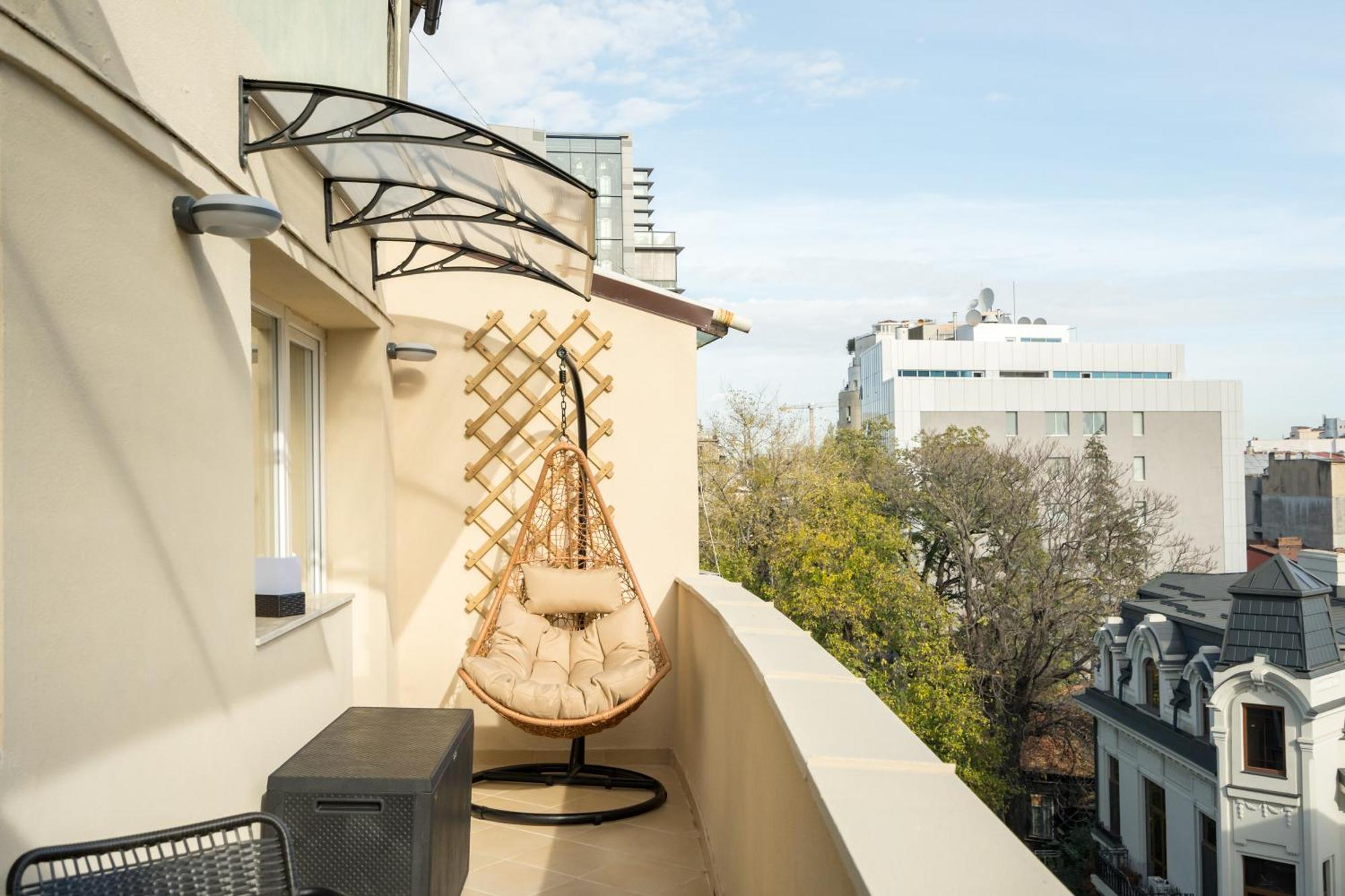 Urban Dream Studio With City Views & Comfort 布加勒斯特 外观 照片