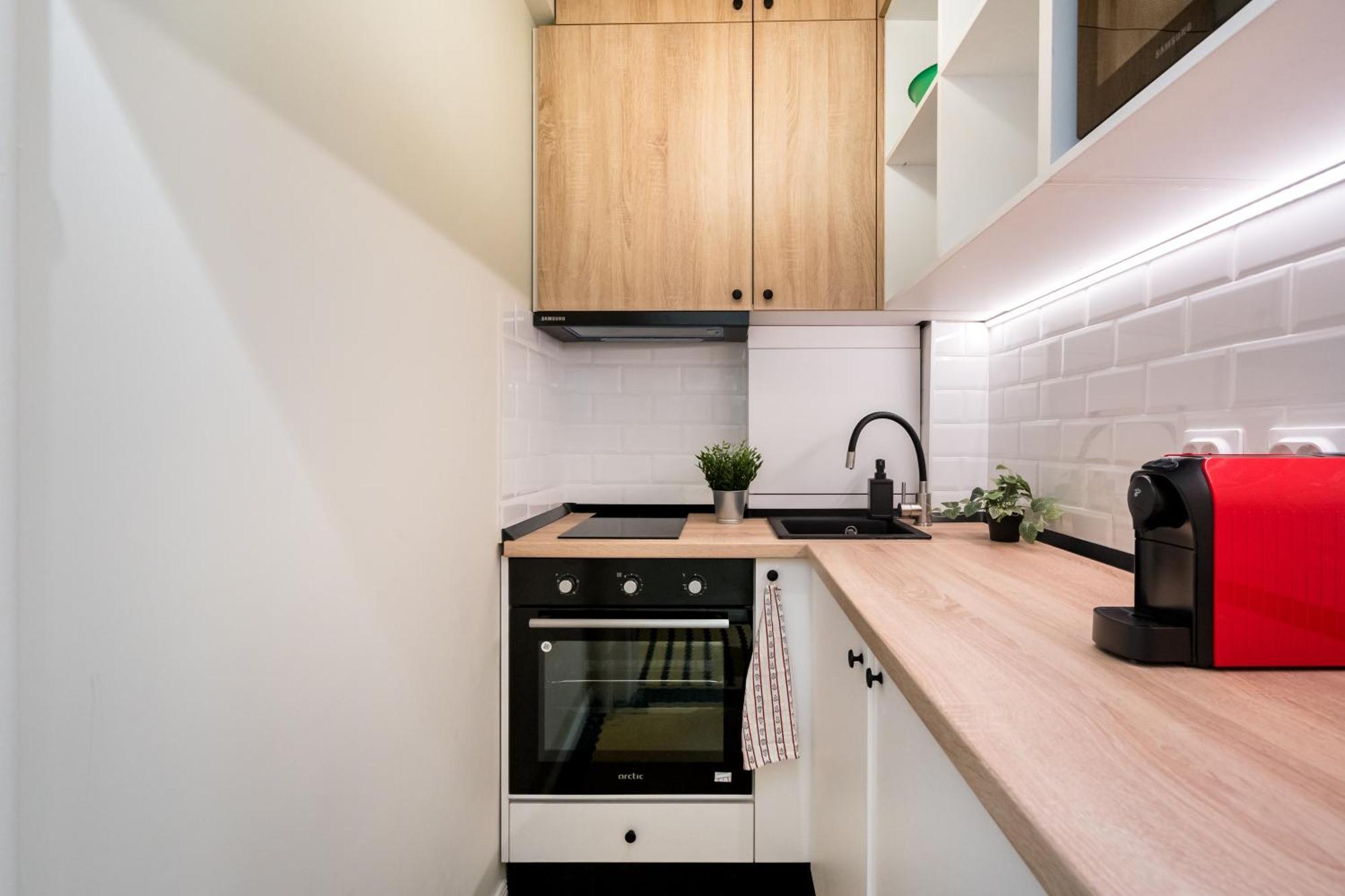 Urban Dream Studio With City Views & Comfort 布加勒斯特 外观 照片