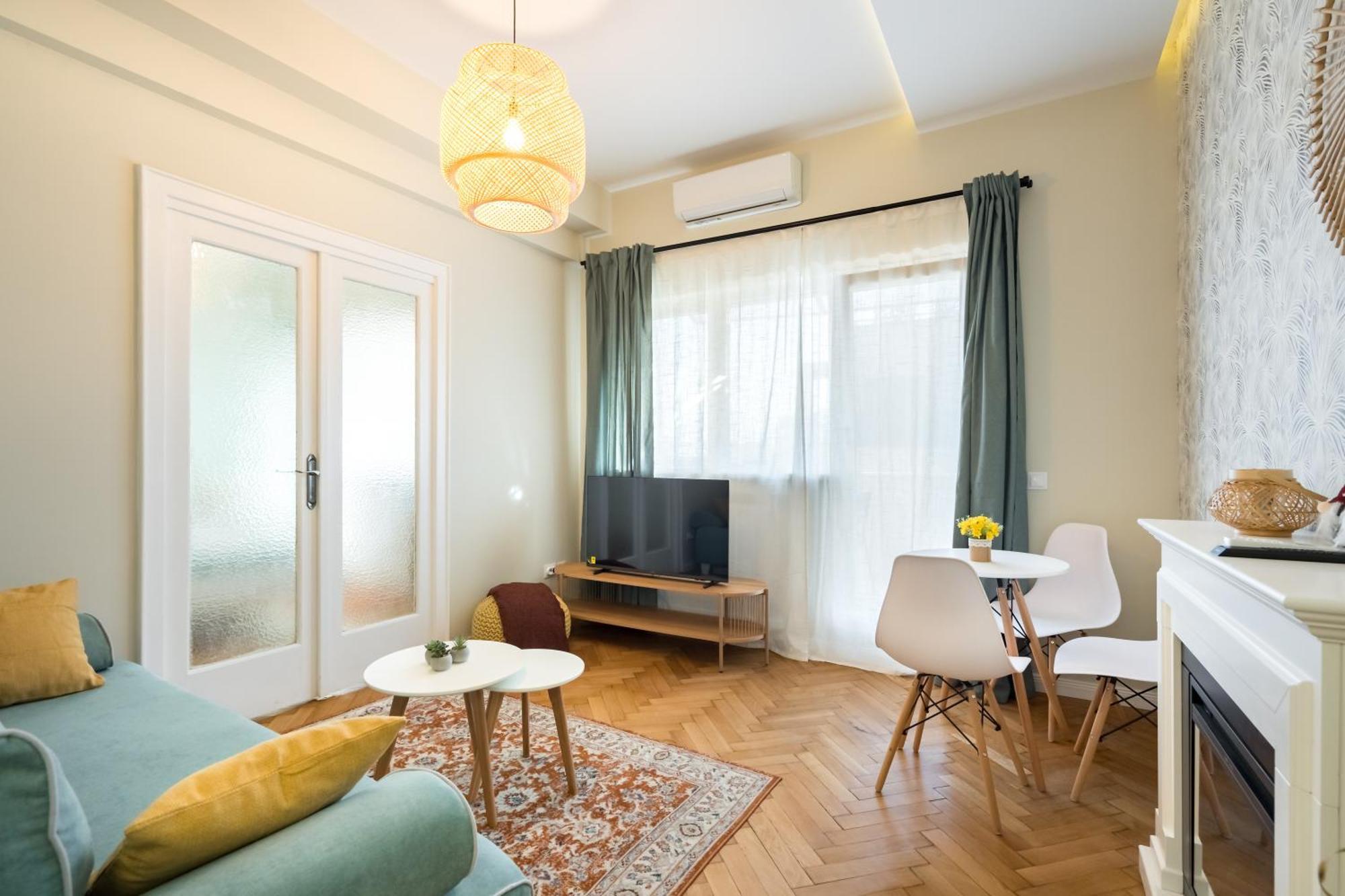 Urban Dream Studio With City Views & Comfort 布加勒斯特 外观 照片